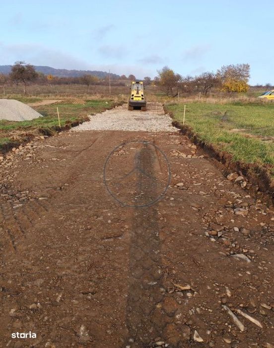 De vanzare teren intravilan – 500 mp + cota parte drum