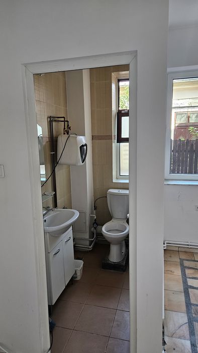 Inchiriere spatiu comercial