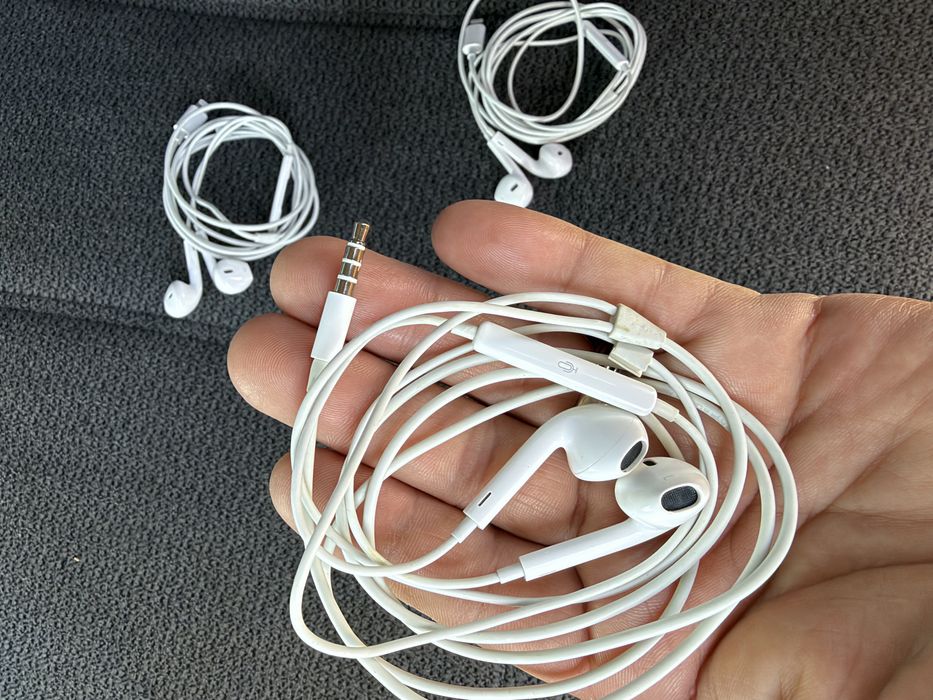 Наушник iPhone продам original
