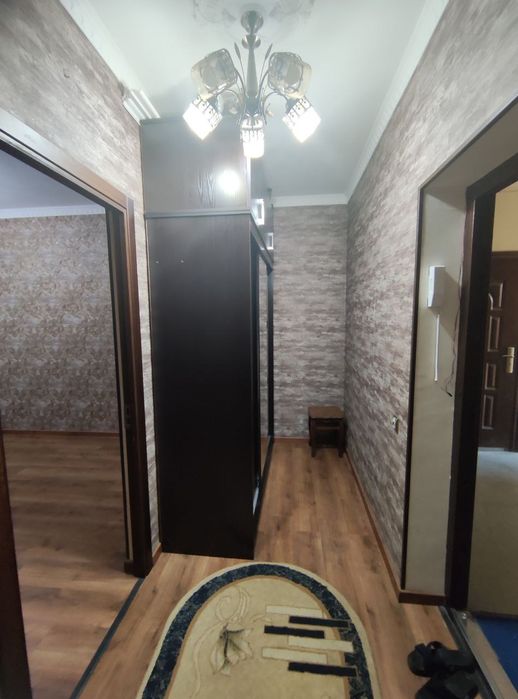 Сергили чоштепа метрони биринчи бекати 1хона евра 40ярим 40кв