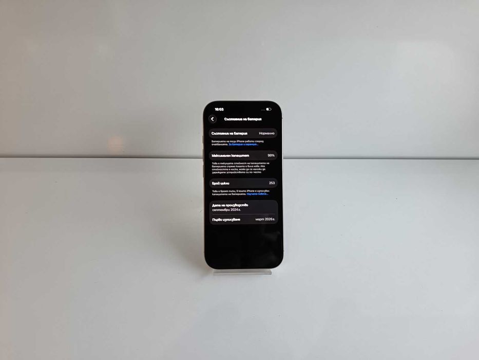 Apple iPhone 16 Pro 256Gb (без забележка 99% батерия)