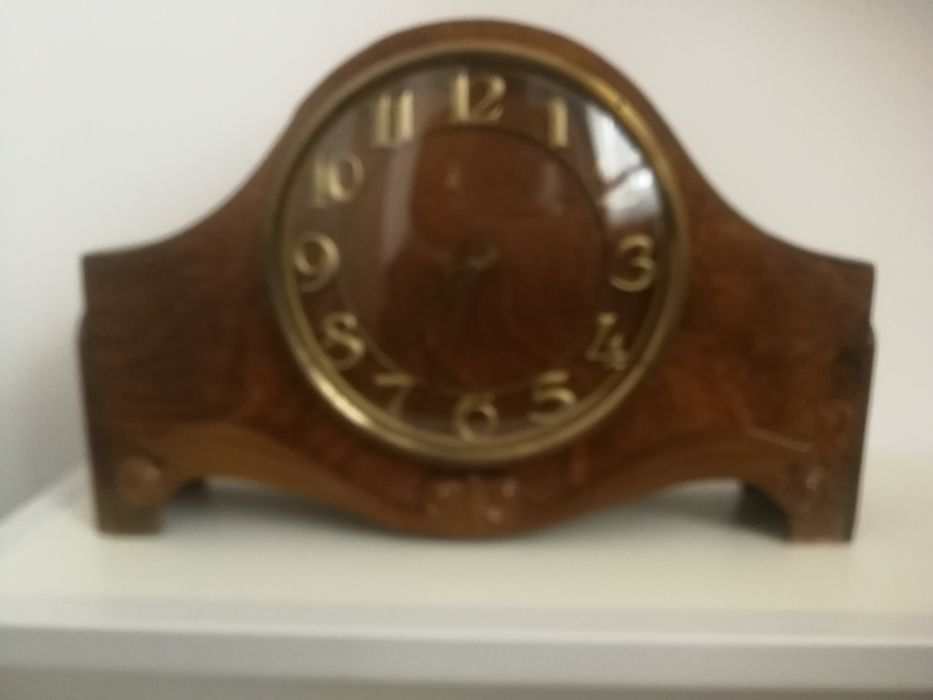 ЧАСЫ настольные "ВЕСНА" с боем