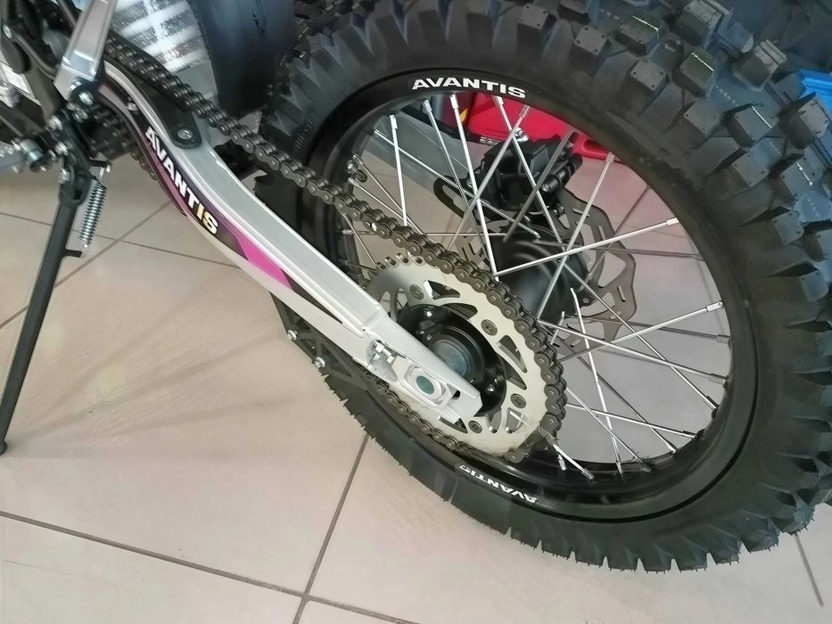 Мотоцикл Avantis A3 Lux (PR250/172FMM-5, 6 ст.)