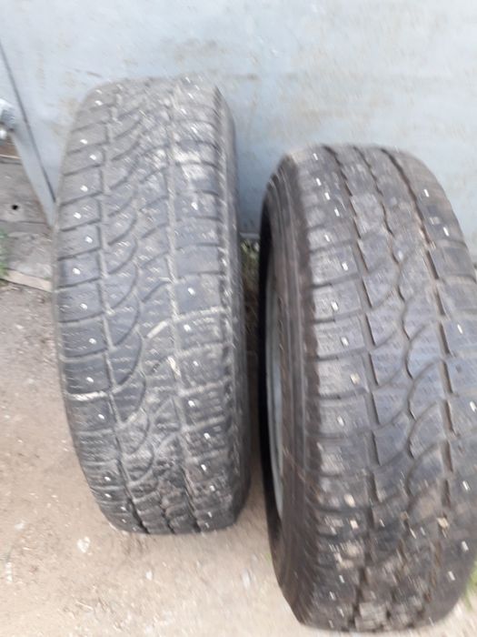 Продам колеса с уаз зимние