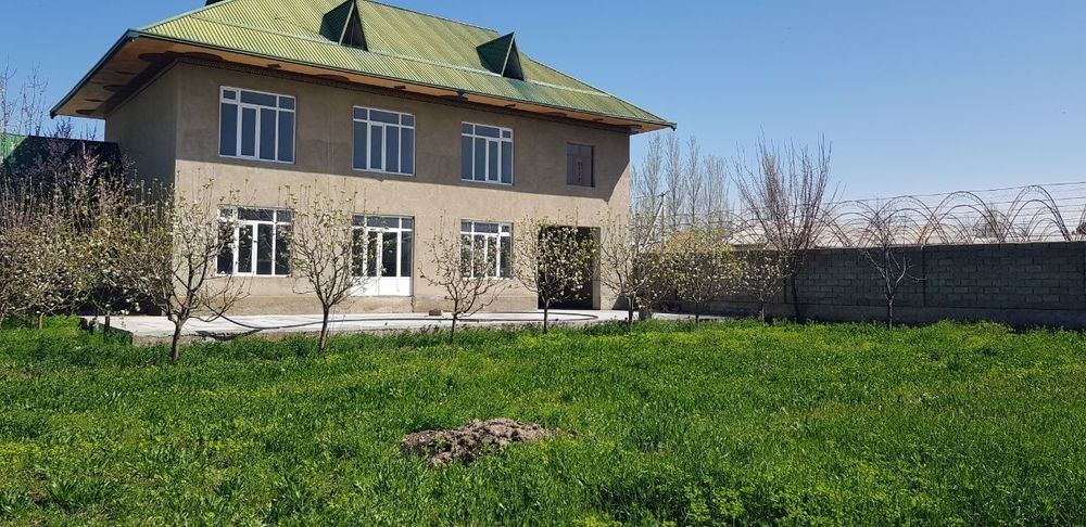 Uy sotiladi 2 etaj srochni 65.000$