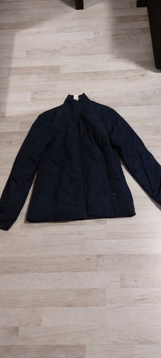Bluza cu puf pe dedesubt