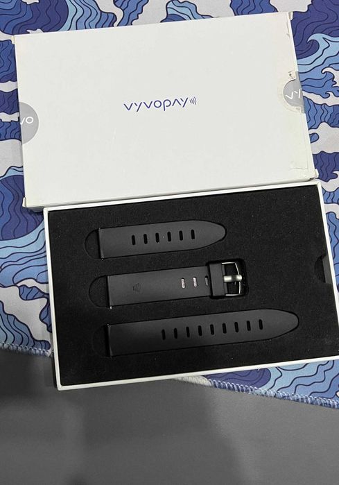 Смарт-часы Vyvo Watch Lite Edition + набор ремешков (Б/у)