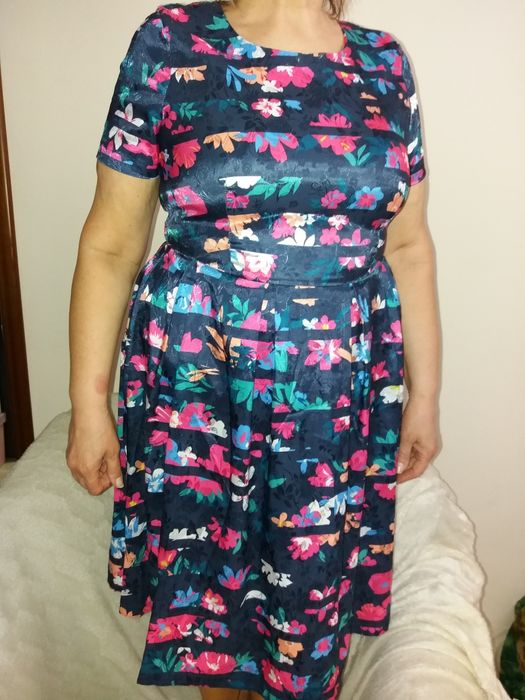 Ассортимент жён одежды