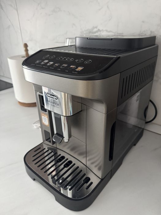 Espressor automat DELONGHI Magnifica Evo