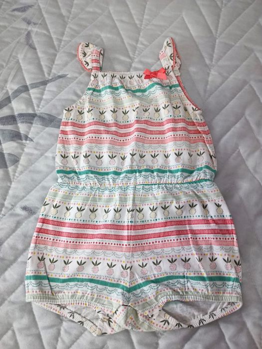 Дрешки за момиченце около 9 месеца