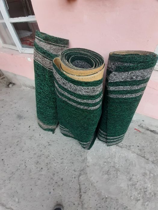 Продаються ковры