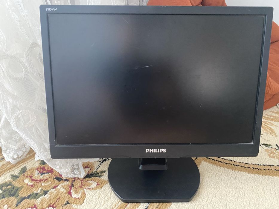 Монитор Philips 60 герц