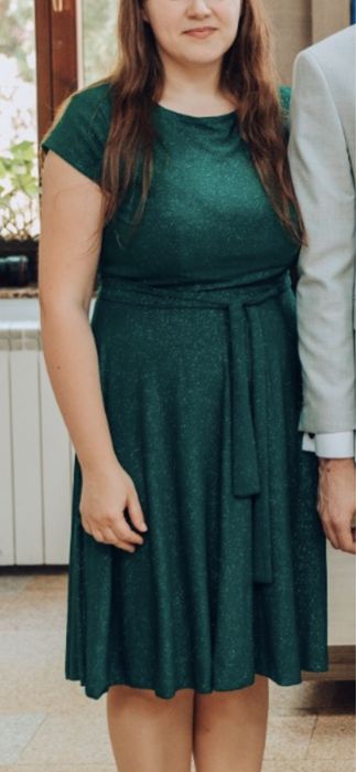 Rochie elegantă elastică verde cu sclipici