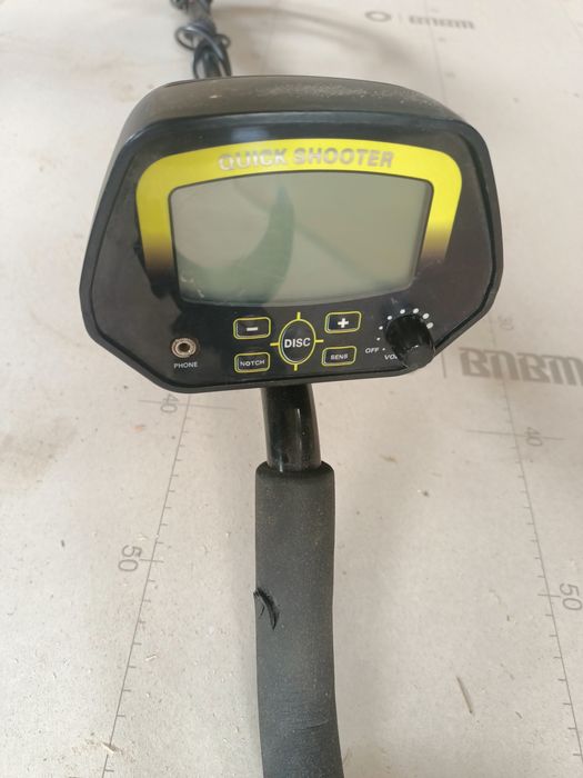 Металоискатель продам