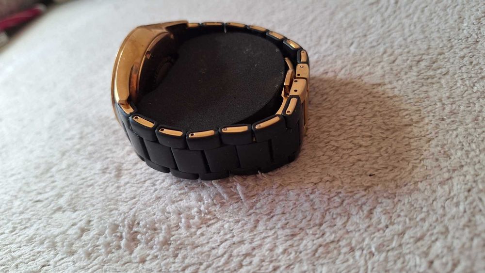 Часовник Emporio Armani