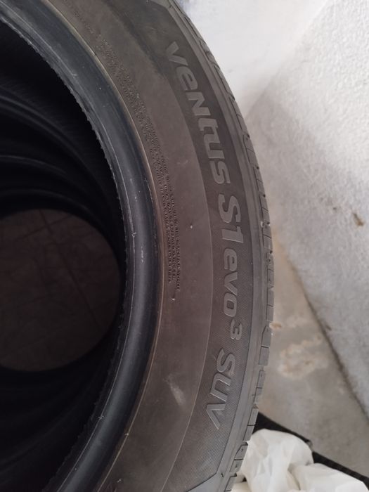 Гуми ,,HANKOOK" 225 55 19
