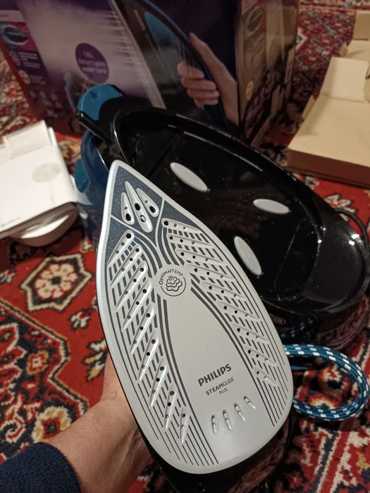 Продам парогенератор Philips GC8735