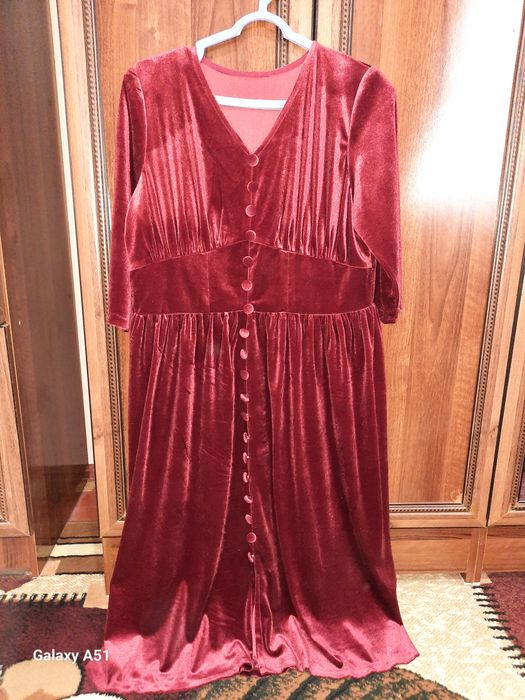 Платье разные летний, осенний