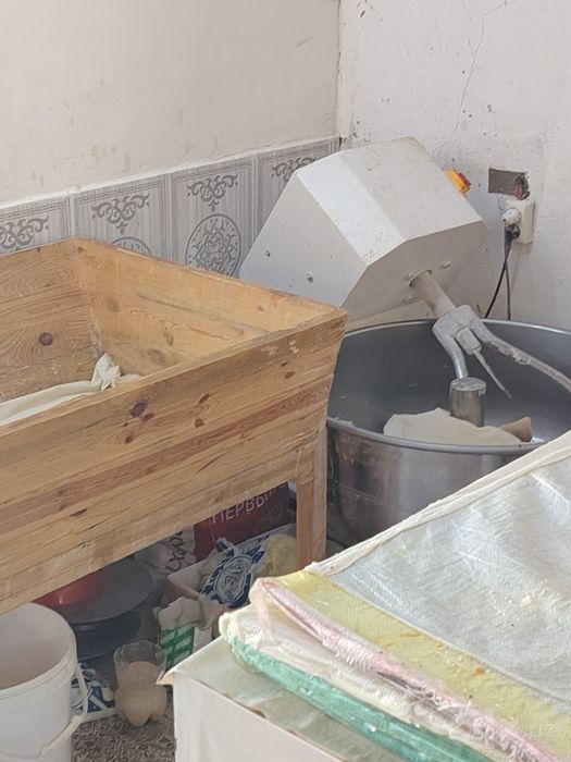 Novoyhona sotiladi tayyor biznes sotiladi hamma kerakli jihozlar bilan