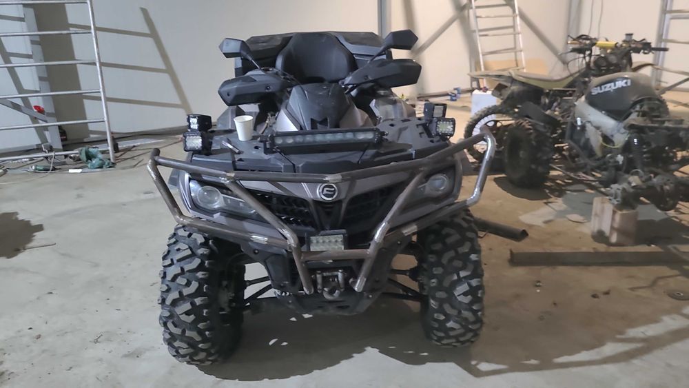 CF MOTO 1000 OVERLAND
