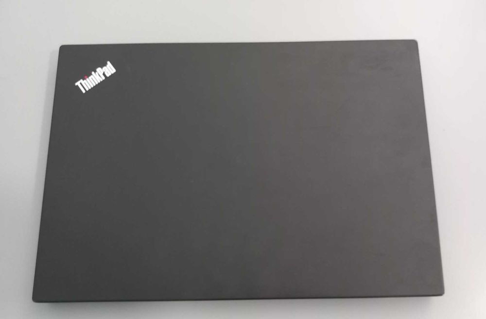 Laptop LENOVO Thinkpad T14 cu i7, 32 GB Ram, 512 SSD