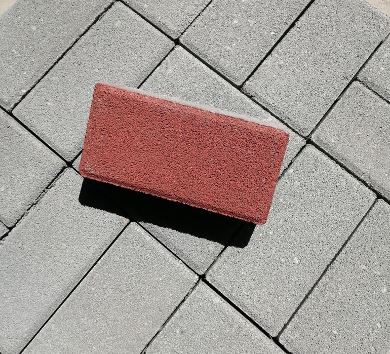 Тротуарная плитка.