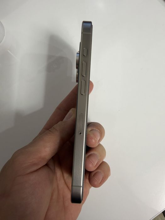 Iphone 15 pro Garantie 11.2026