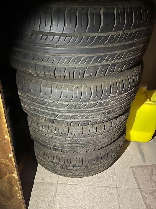 Шина R14 185/65 Triangle