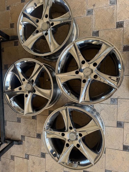 Диск 18 размер лексус крузак хром