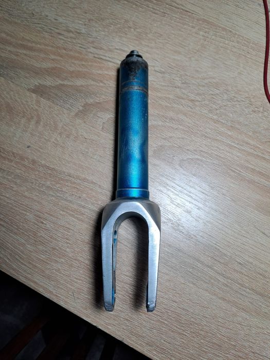 Вилка на трюковой самокат