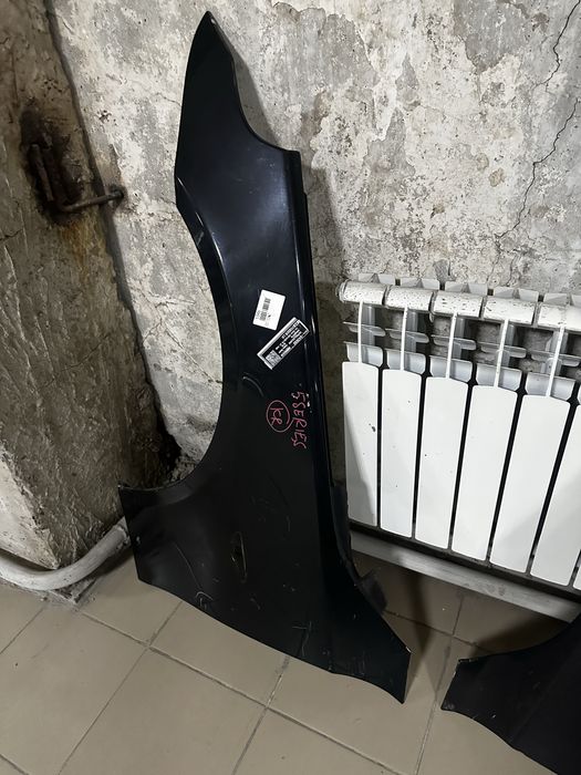 Крыло переднее (левое, правое) БМВ Е60, BMW 5-series E60 E61