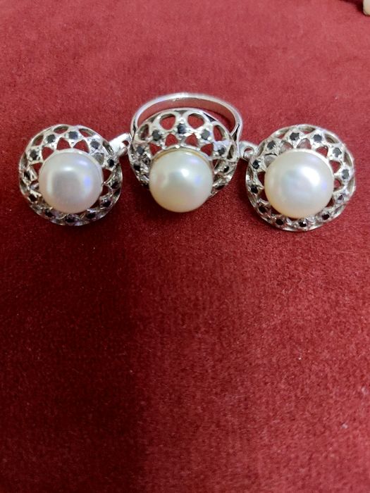 Серебряные наборы из жемчуга