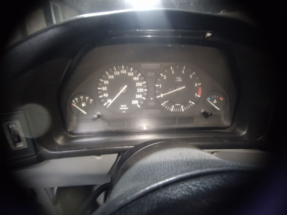 BMW E34 Щиток 2.5 M50B25