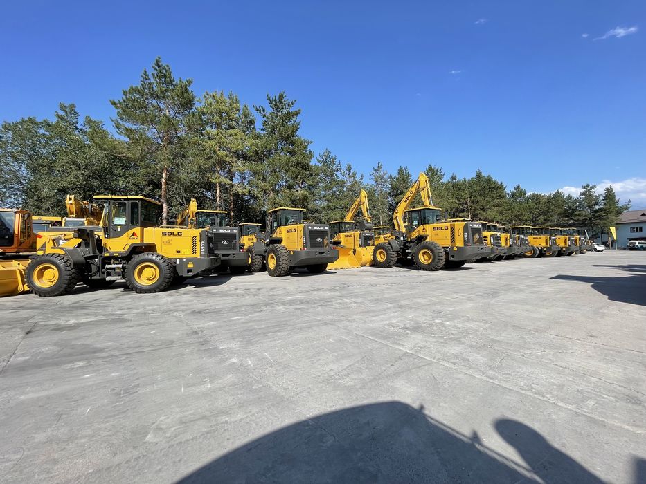 Спец техники погрузчики, бульдозеры