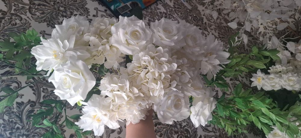Продам цветы для оформления