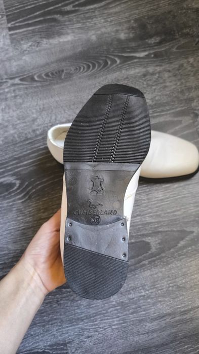 Официални обувки 39 номер