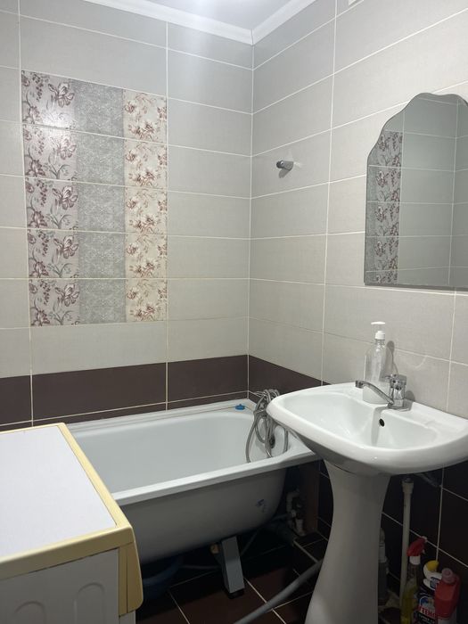 Сдам 1 комнатные квартиры центр