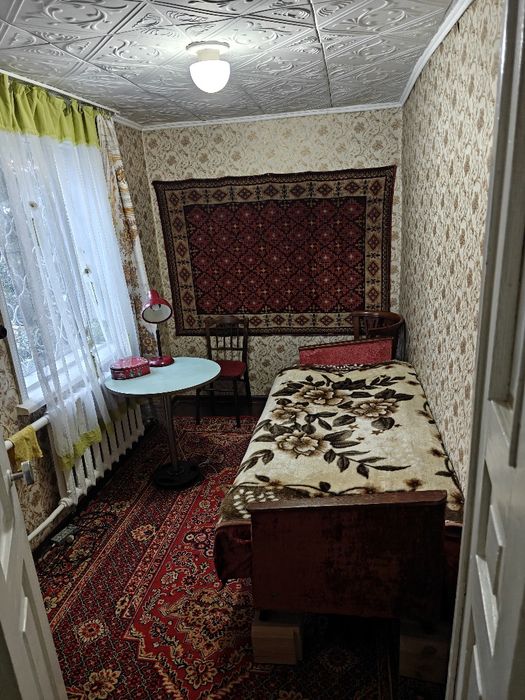 Здам комнату девушке.