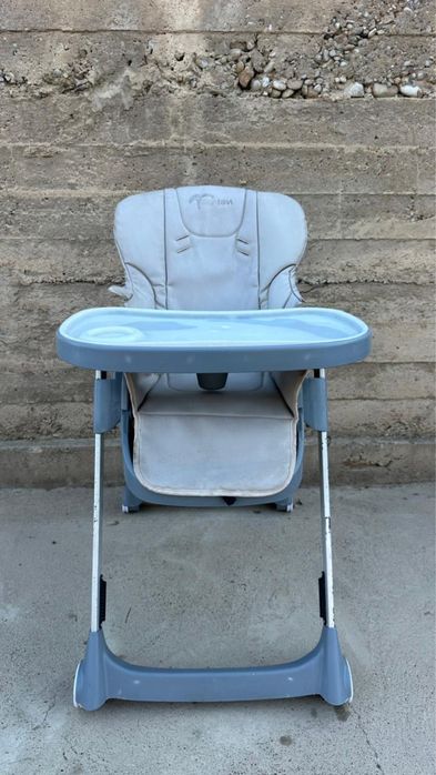 Дескии стол б/у почти новый