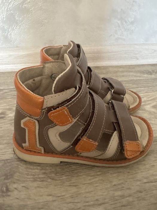 Летняя обувь для детей