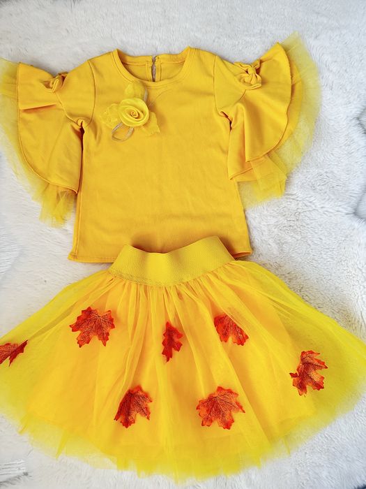 Продам детскую юбку. На 3-5 лет.