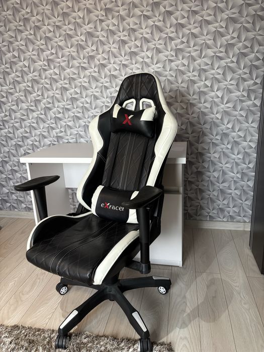 Scaun Gaming eXracer
