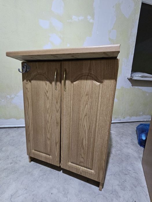Отдаем бесплатно кухонные шкафы
