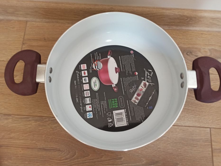 Керамична тенджера 4.5L