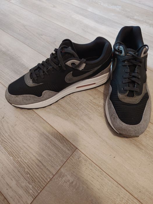 Nike Air Max 1 Premium