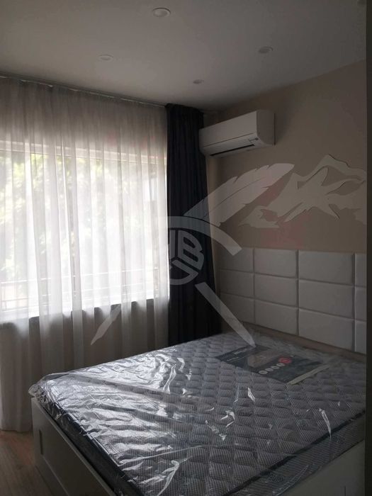 Дава се под наем Тристаен апартамент в Варна, Гръцка махала - 90 кв.м за 3500 € - Снимка #4