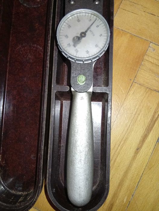 Руски динамометричен ключ от 60-те години