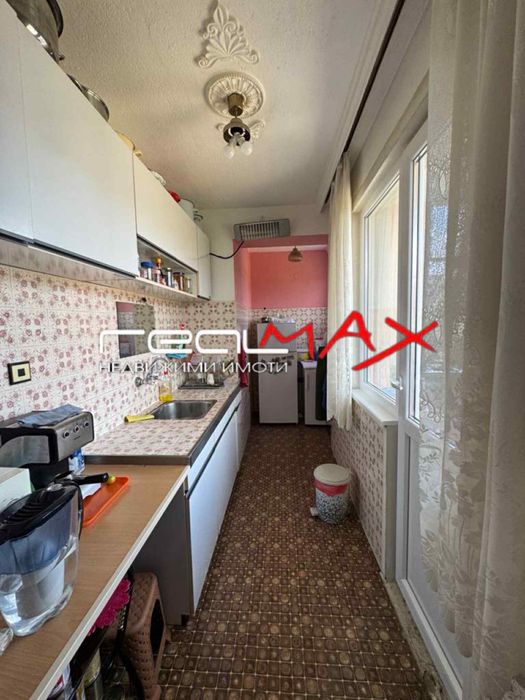 Продава се Четиристаен апартамент в Казанлък - 106 кв.м за 1347 €/кв.м - Снимка #6