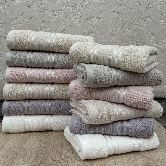 Полотенца для подарка количество много