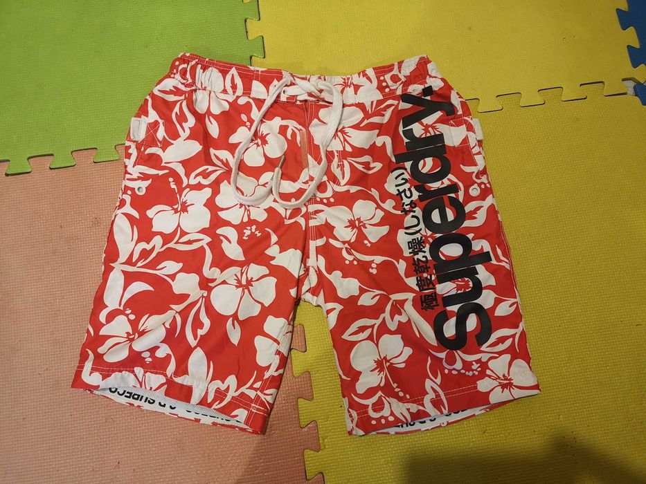 ''Superdry''оригинални мъжки къси панталони М размер